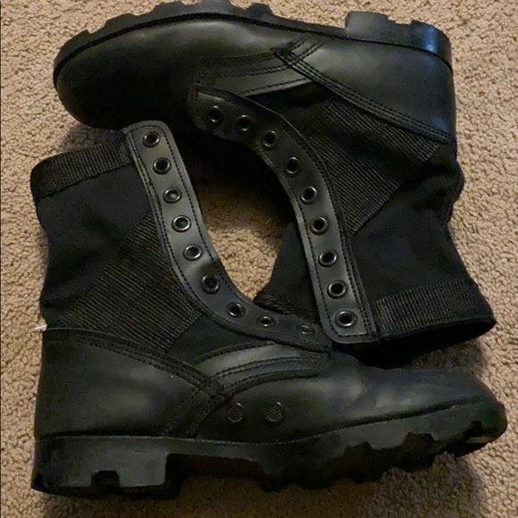 Mary boot - Picture 2 of 3